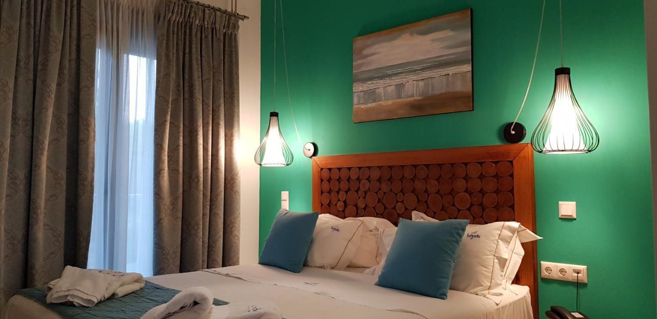 Hatzoudis Luxury Suites Chrysi Ammoudia Exterior foto